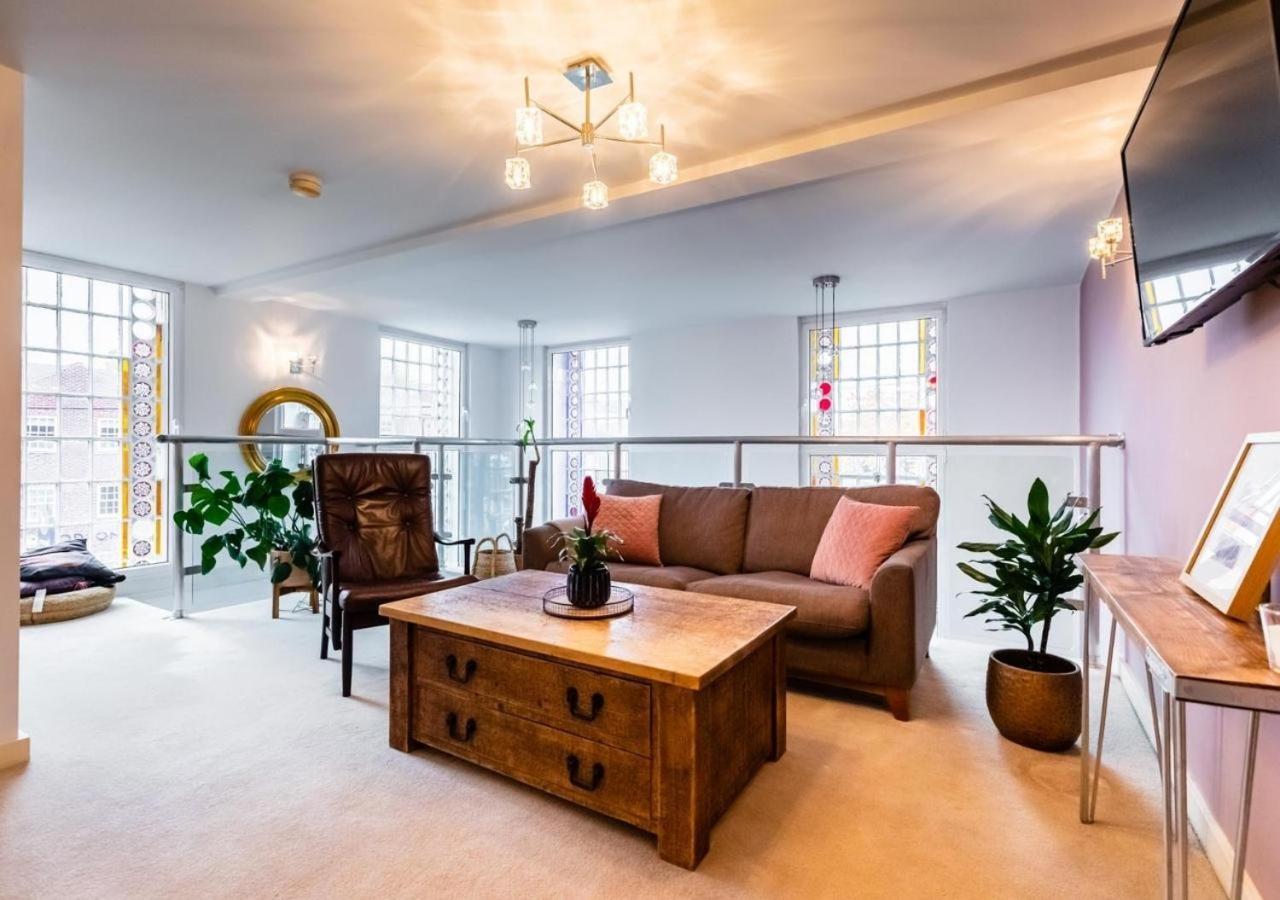 Lux Duplex Apartment 19Th Century Chapel Wakefield Centre Экстерьер фото