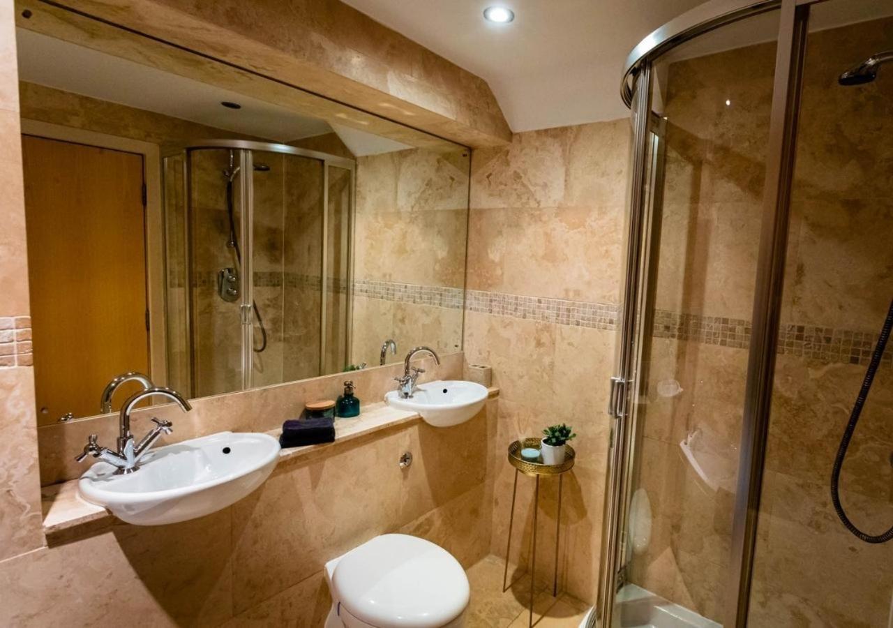 Lux Duplex Apartment 19Th Century Chapel Wakefield Centre Экстерьер фото